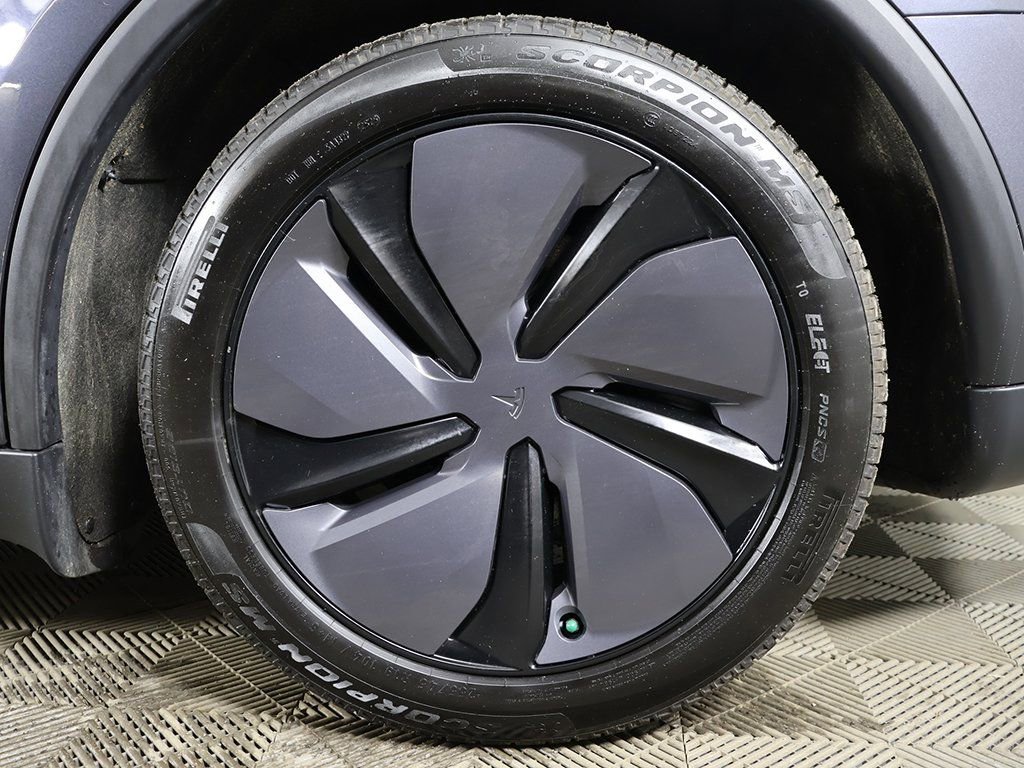 Used 2026 Tesla Model Y Long Range image 22