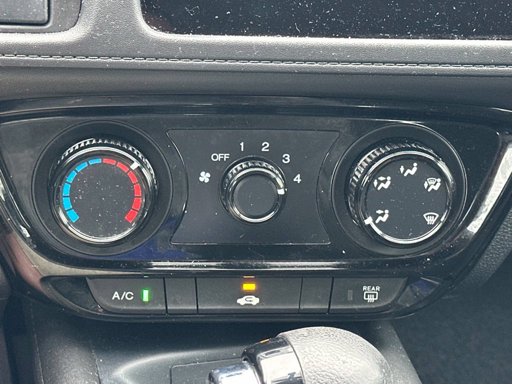 Used 2022 Honda HR-V LX image 24