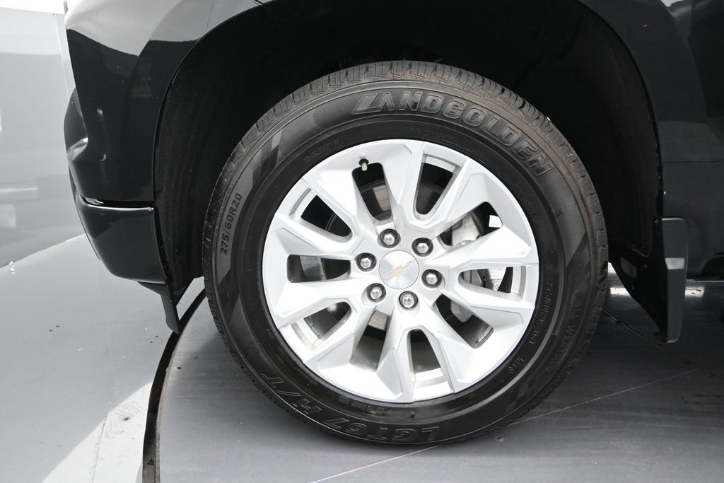 Used 2024 Chevrolet Silverado 1500 Custom RWD image 14