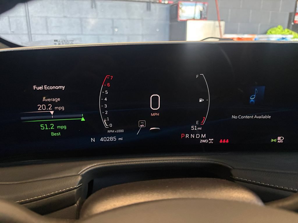 Used 2024 Cadillac XT4 Premium Luxury AWD/4WD image 18