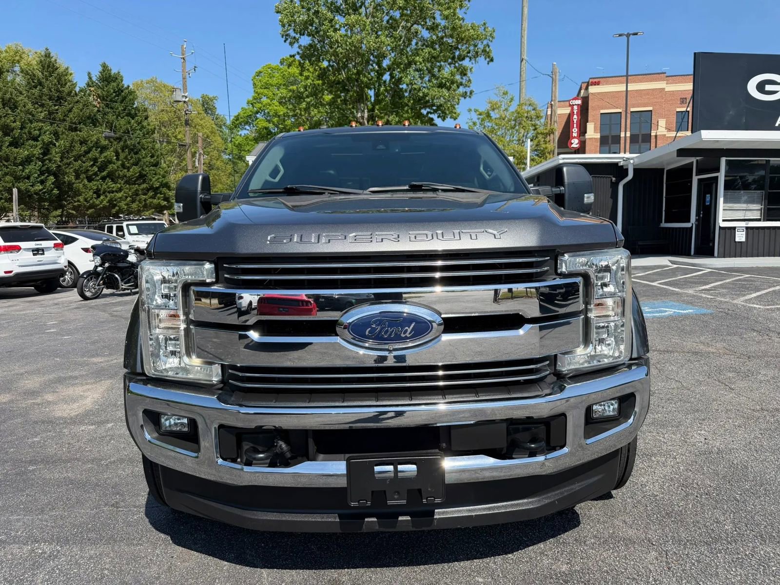 Used 2017 Ford F450 Lariat w/ Lariat Ultimate Package AWD/4WD image 9