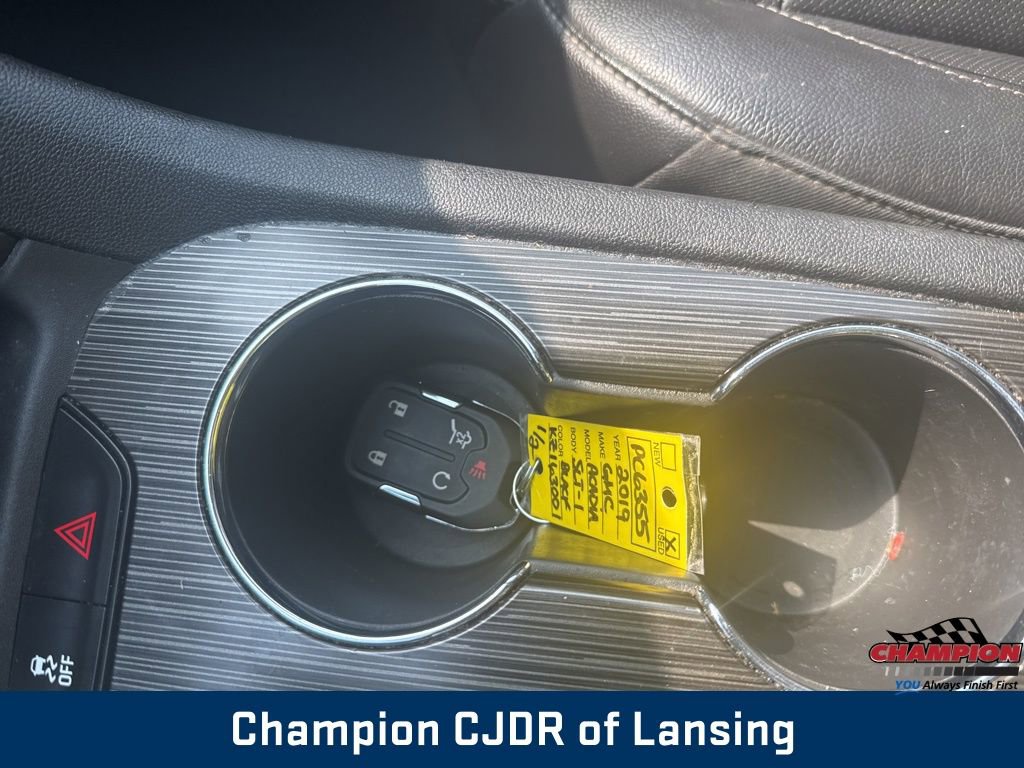 Used 2019 GMC Acadia SLT image 32