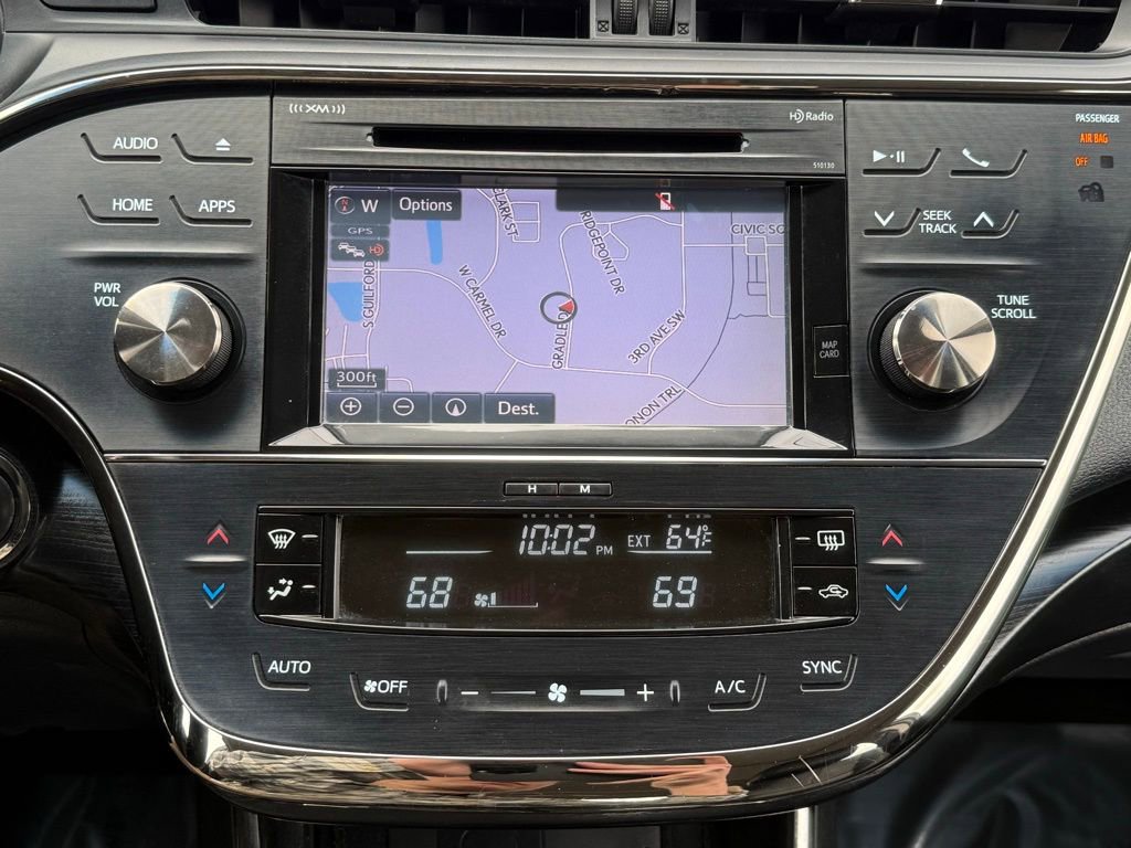 Used 2016 Toyota Avalon Touring image 32