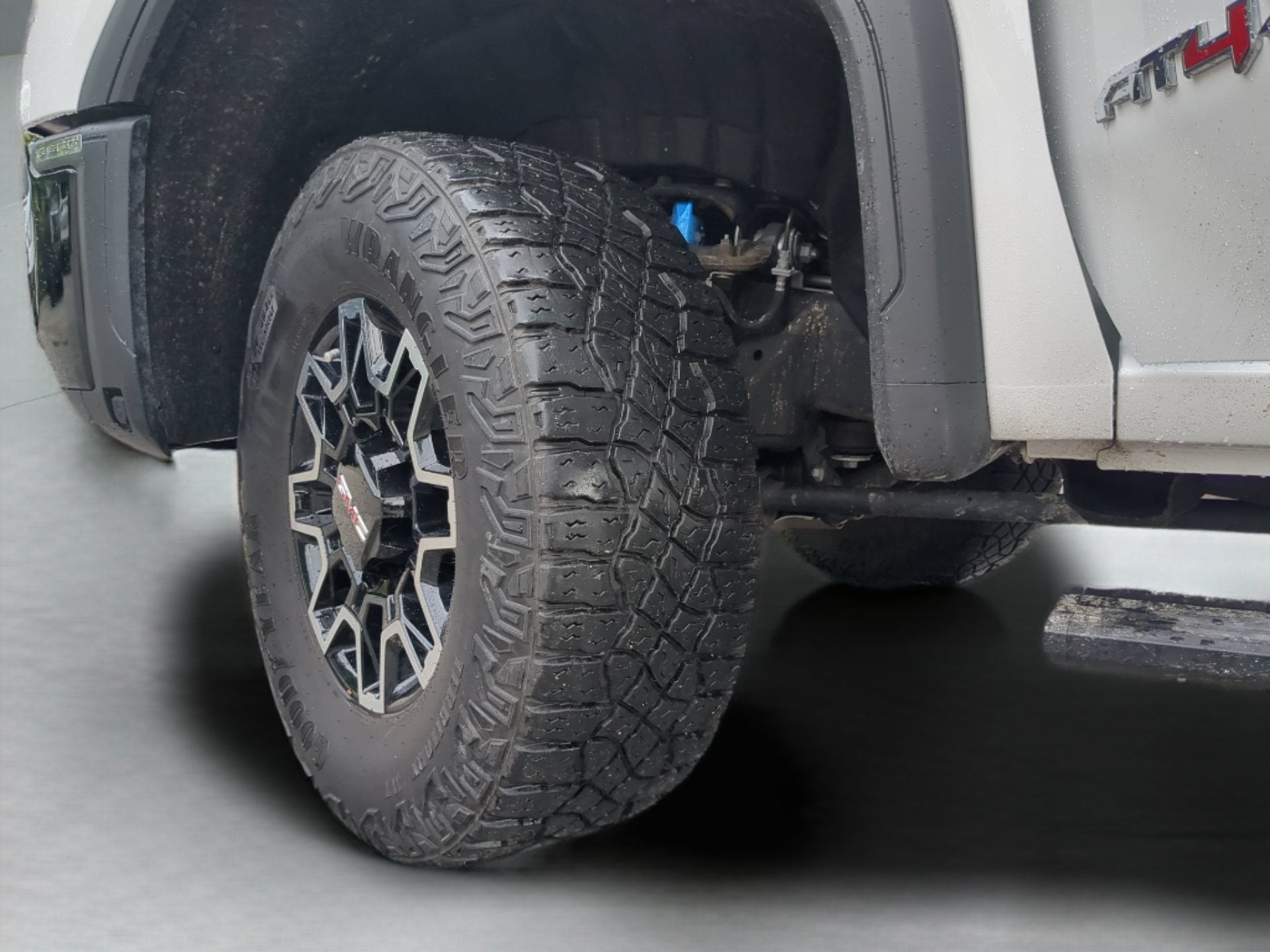 Used 2024 GMC Sierra 2500 AT4X AWD/4WD image 73