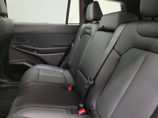 Used 2026 Jeep Cherokee Limited image 12