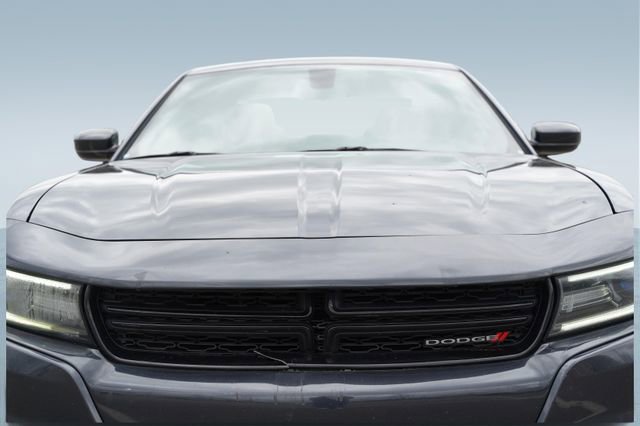 Used 2018 Dodge Charger SXT image 35