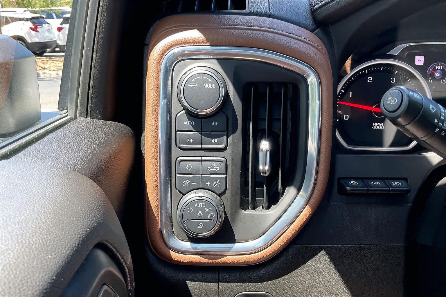 Used 2023 Chevrolet Silverado 2500 High Country w/ Z71 Off-Road Package AWD/4WD image 62
