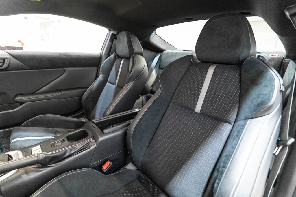 Certified 2025 Toyota GR86 Premium w/ ALL Weather Mat Package (TMS) RWD image 6