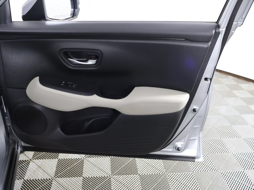 Certified 2026 Honda HR-V LX image 20