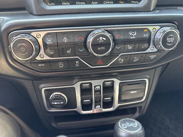 Used 2018 Jeep Wrangler Unlimited Sahara w/ Dual Top Group AWD/4WD image 45