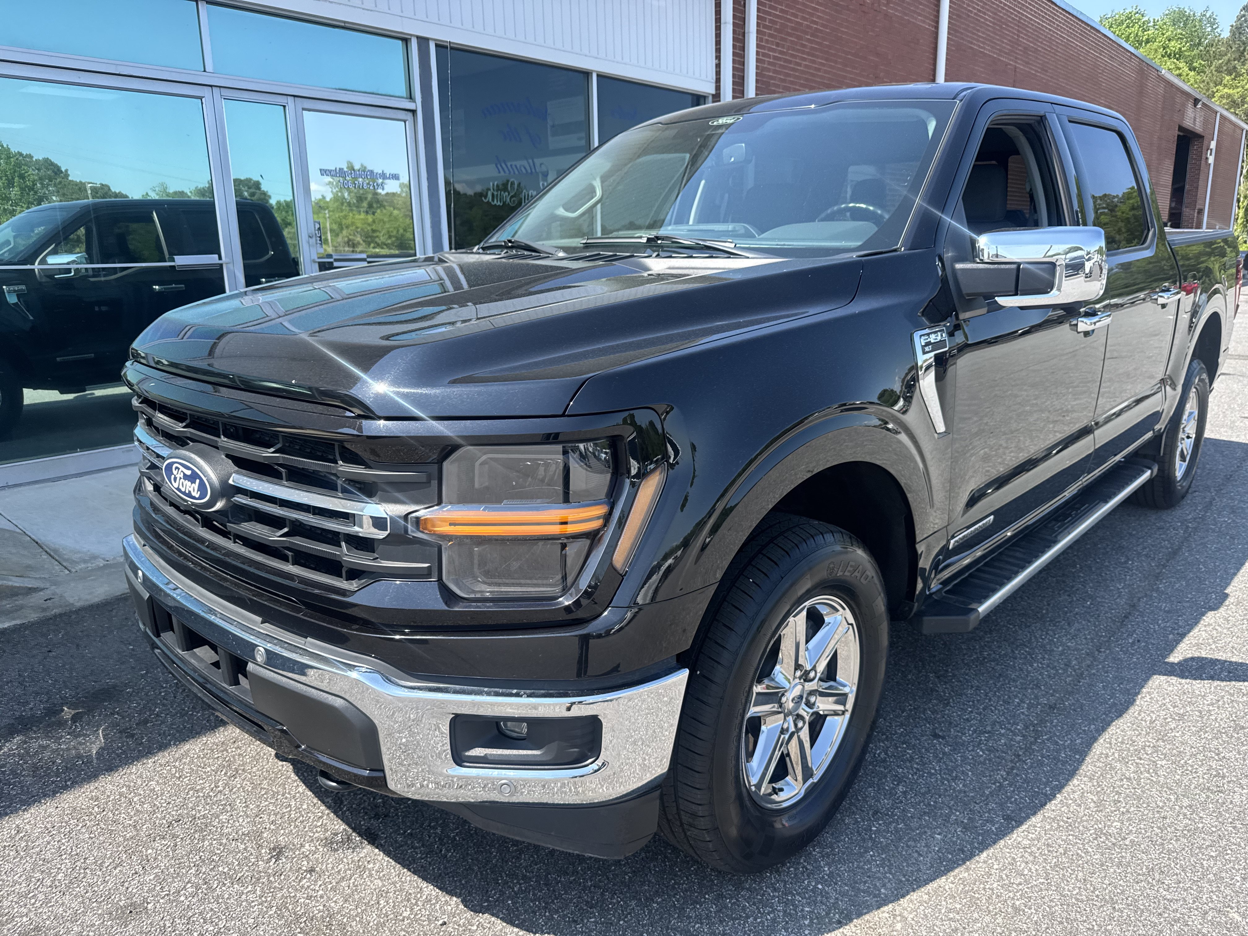 Used 2024 Ford F150 XLT w/ Equipment Group 302A MID AWD/4WD image 5