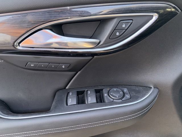 Used 2023 Buick Envision Essence image 26