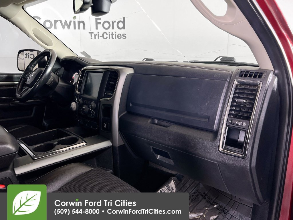 Used 2015 RAM 1500 Sport AWD/4WD image 28