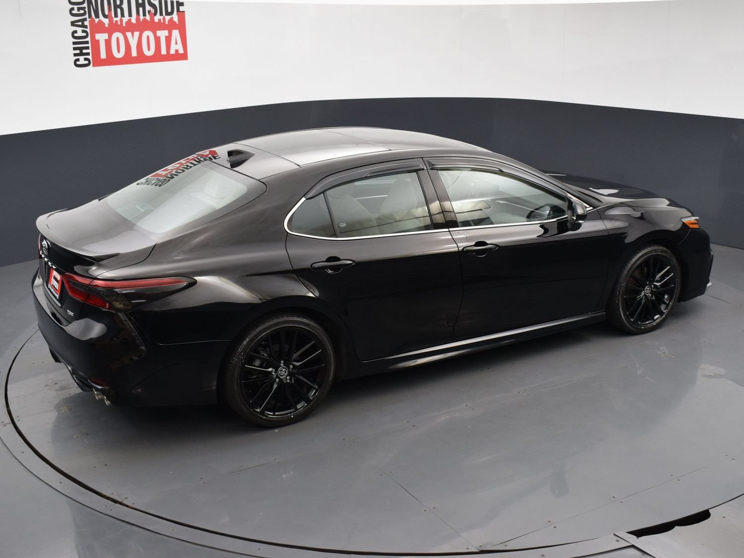 Used 2022 Toyota Camry XSE FWD image 23
