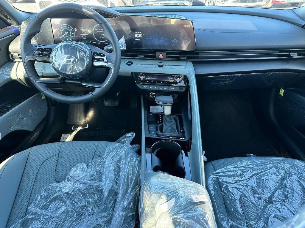 New 2026 Hyundai Elantra Limited w/ Cargo Package image 6