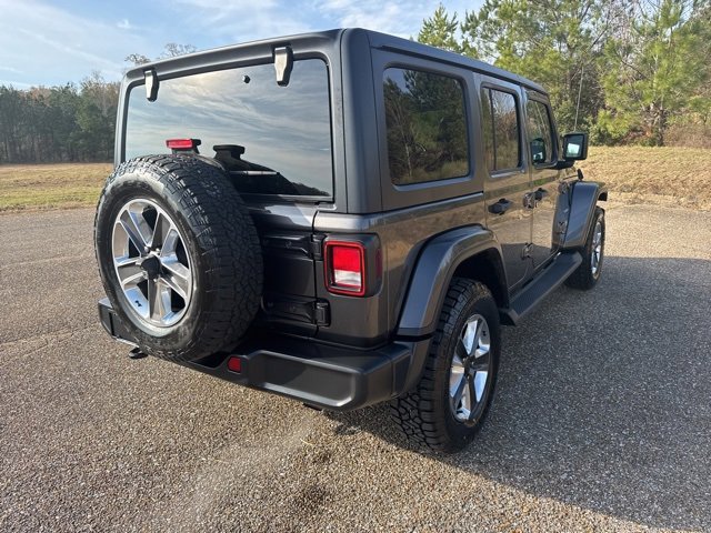 Used 2020 Jeep Wrangler Unlimited Sahara image 3