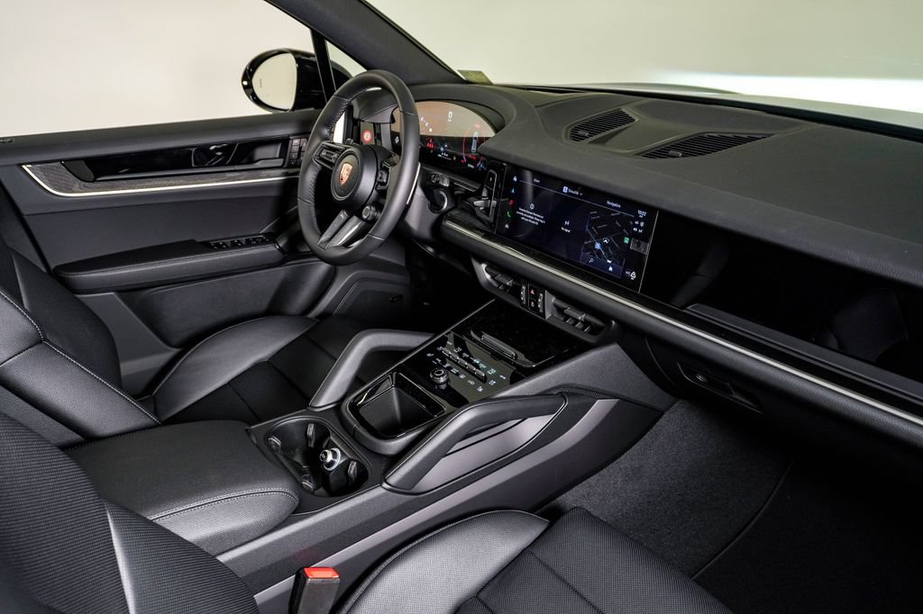 New 2026 Porsche Cayenne AWD/4WD image 14