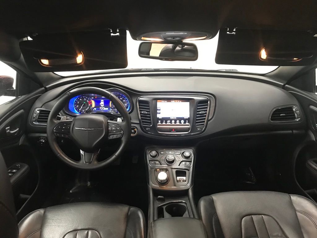 Used 2016 Chrysler 200 S w/ Navigation & Sound Group I image 25