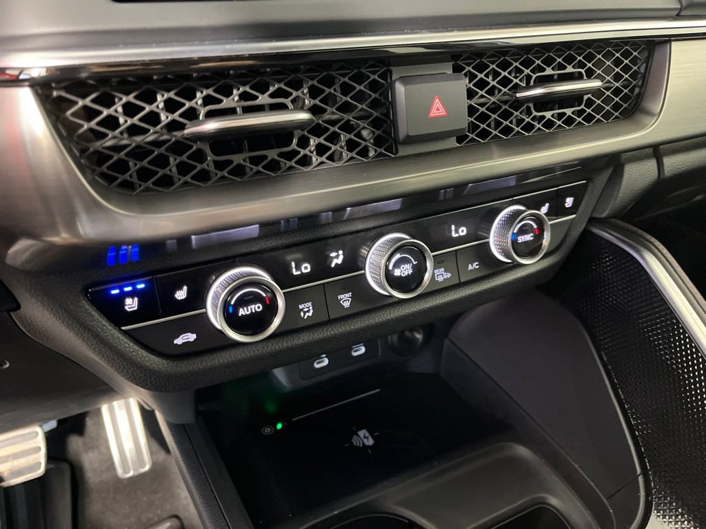 Certified 2025 Acura ADX A-Spec FWD image 33