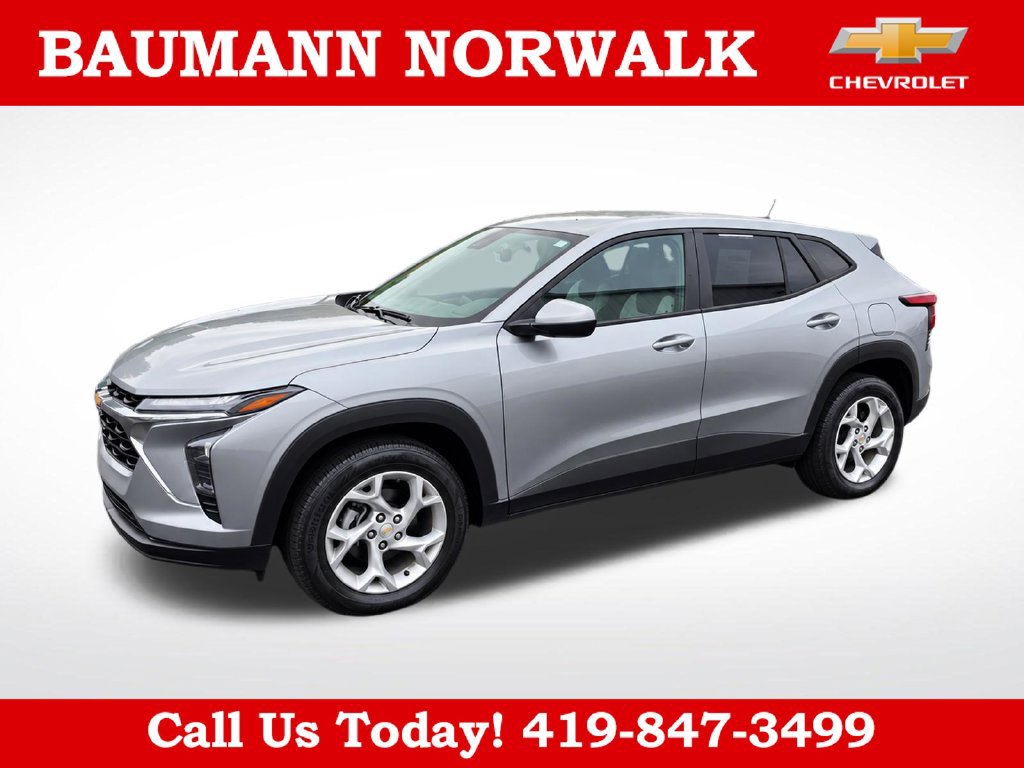 Used 2024 Chevrolet Trax LS w/ LS Convenience Package FWD image 19