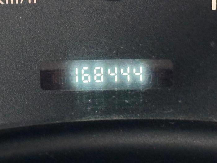 Used 2003 Chevrolet Malibu V6 w/ Preferred Equipment Group 1 FWD image 37