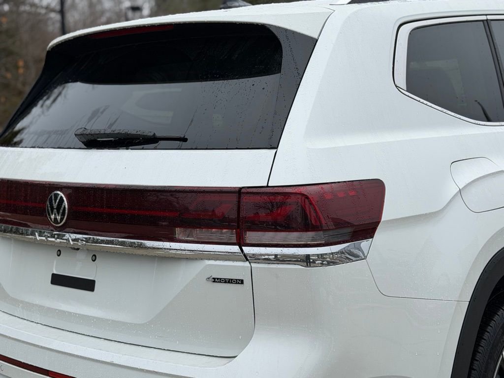 New 2026 Volkswagen Atlas SEL Premium R-Line AWD/4WD image 13