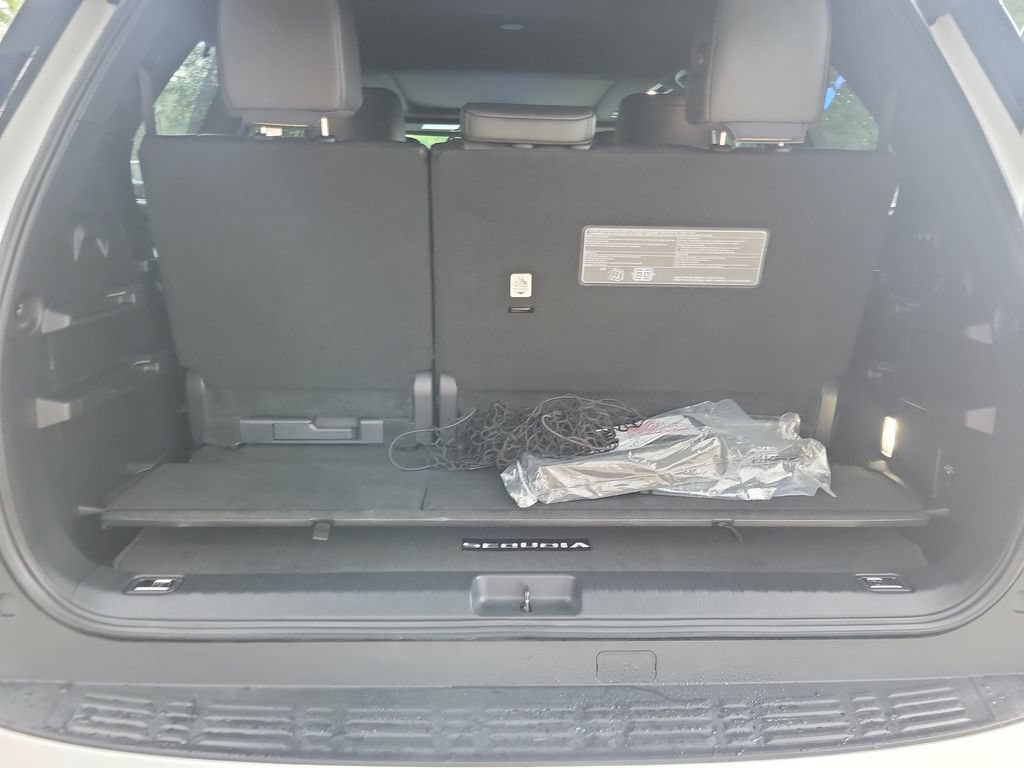 Certified 2024 Toyota Sequoia Platinum AWD/4WD image 36