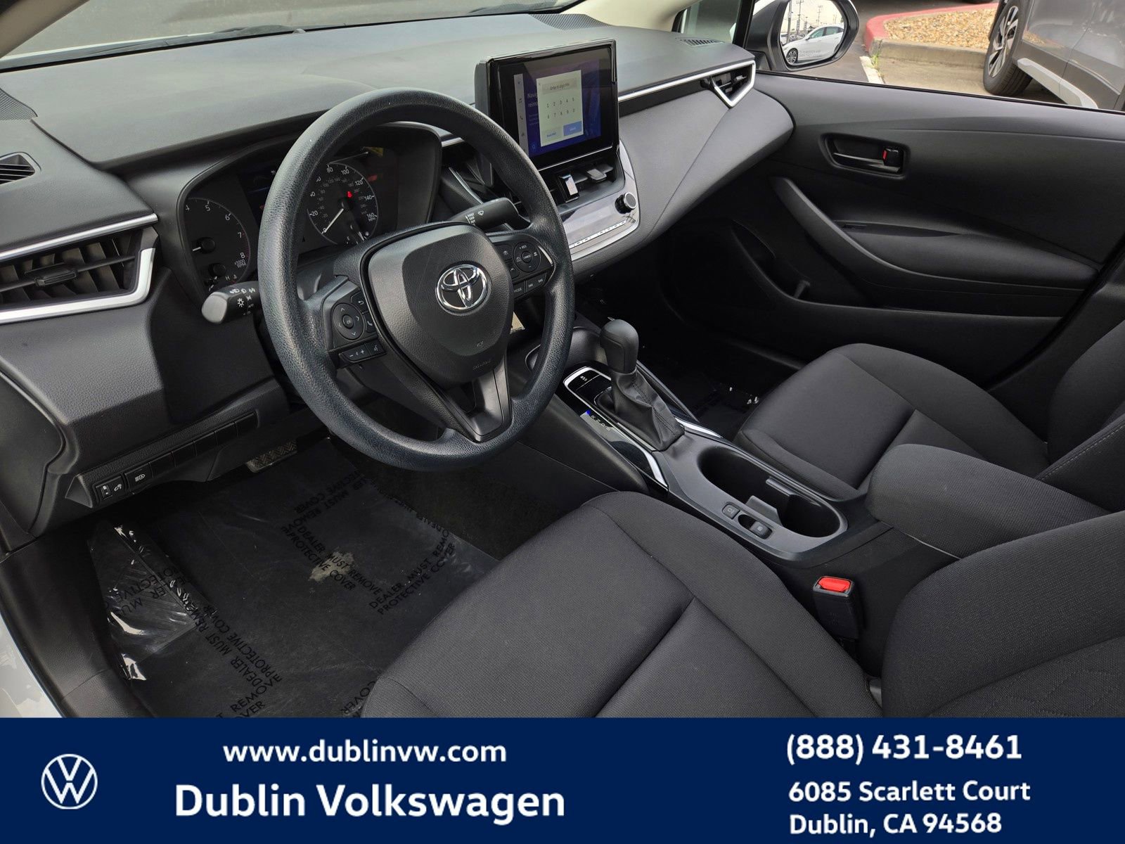 Used 2024 Toyota Corolla LE image 9