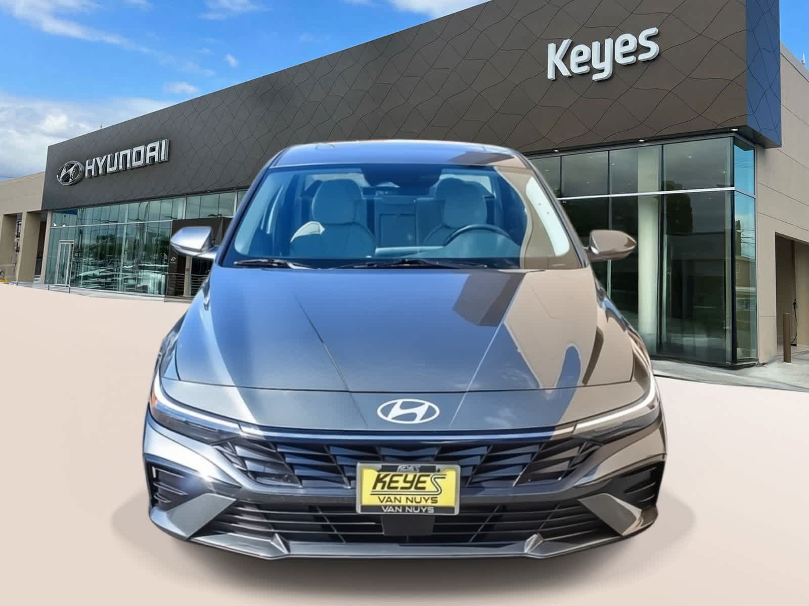 Certified 2026 Hyundai Elantra Limited FWD image 2