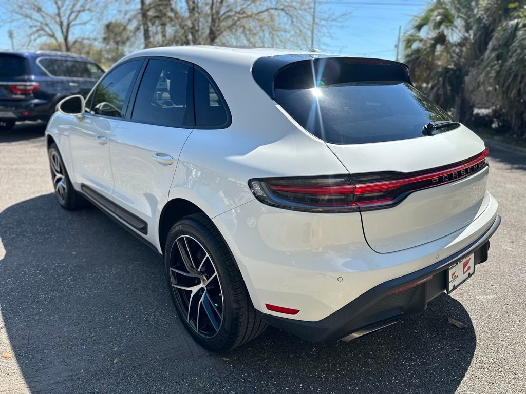 Used 2023 Porsche Macan image 8