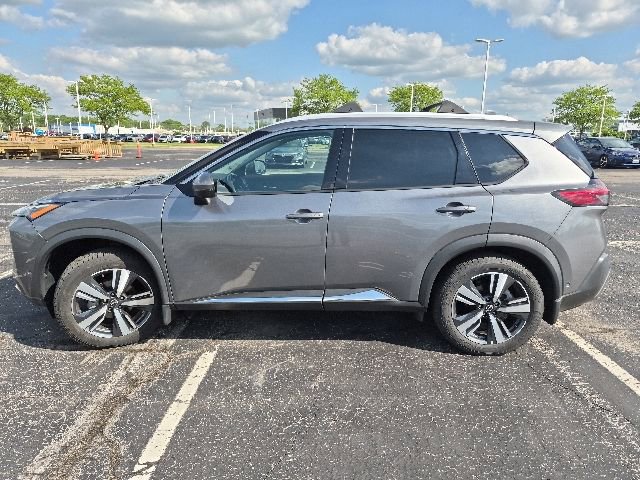 Used 2023 Nissan Rogue SL w/ SL Premium Package AWD/4WD image 3