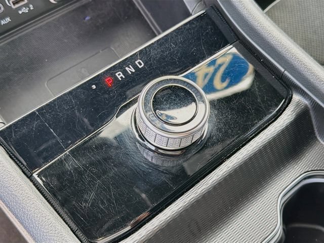 Used 2024 Jeep Grand Cherokee L Altitude RWD image 17
