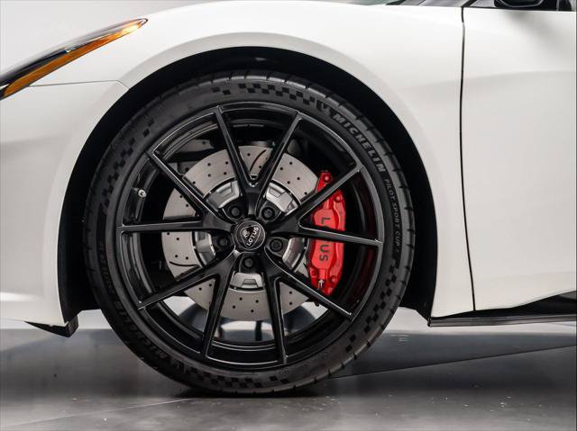 Used 2025 Lotus Emira RWD image 10