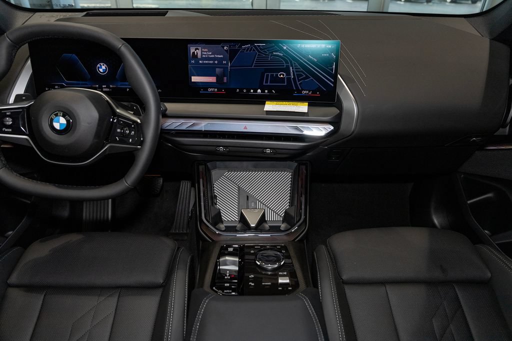New 2026 BMW X3 xDrive30i w/ Premium Package AWD/4WD image 2