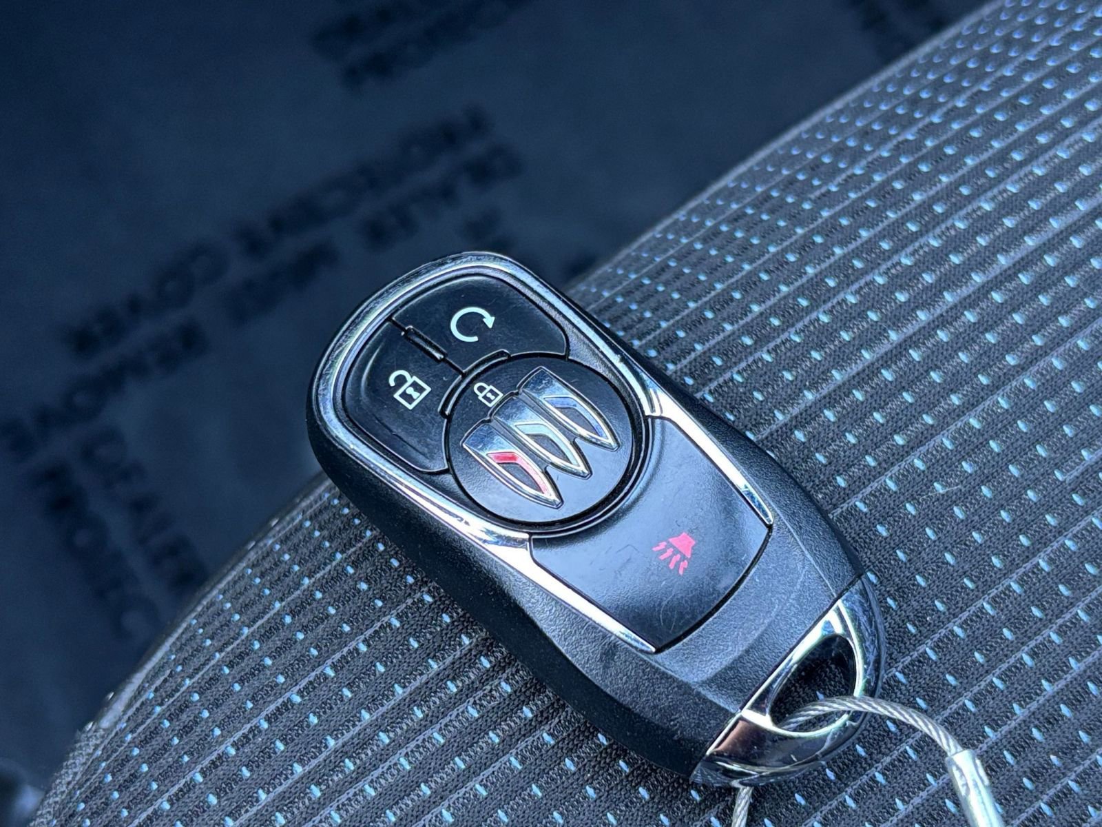 Used 2025 Buick Envista Preferred image 21