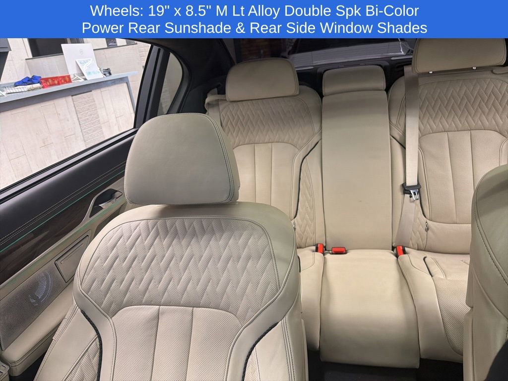 Used 2017 BMW 750i xDrive image 27