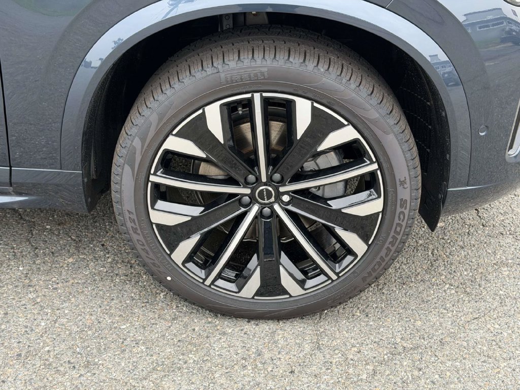 New 2026 Volvo XC90 B6 Ultra w/ Protection Package Premier AWD/4WD image 24