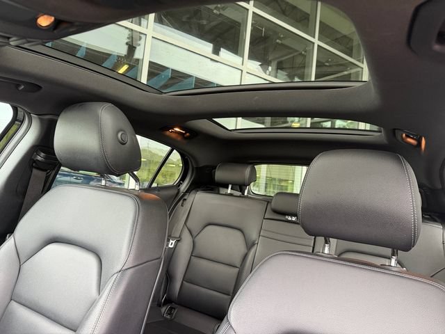 Certified 2020 Mercedes-Benz GLA 250 4MATIC image 6