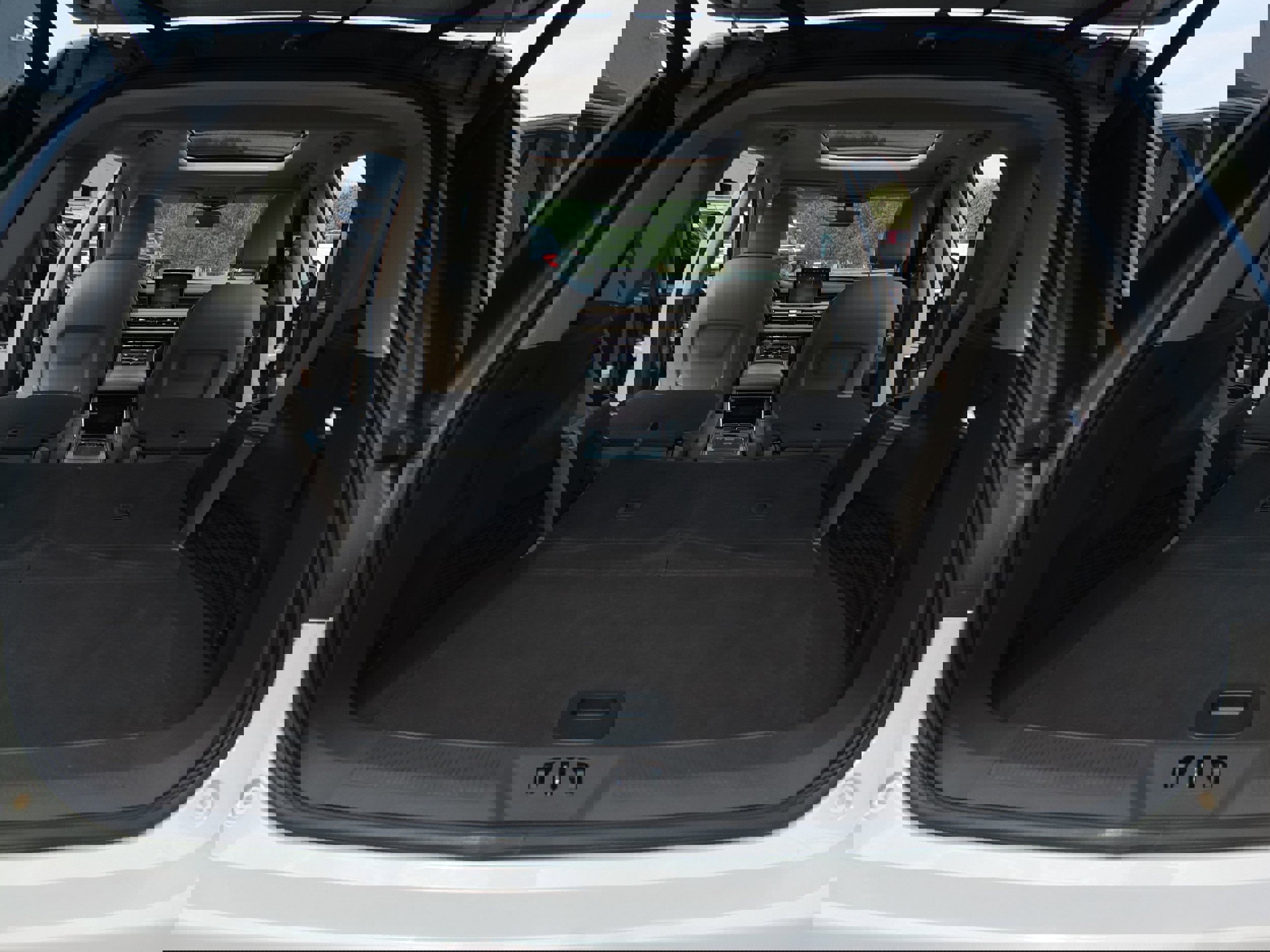 Used 2022 Lincoln Aviator Reserve w/ Equipment Group 201A image 17