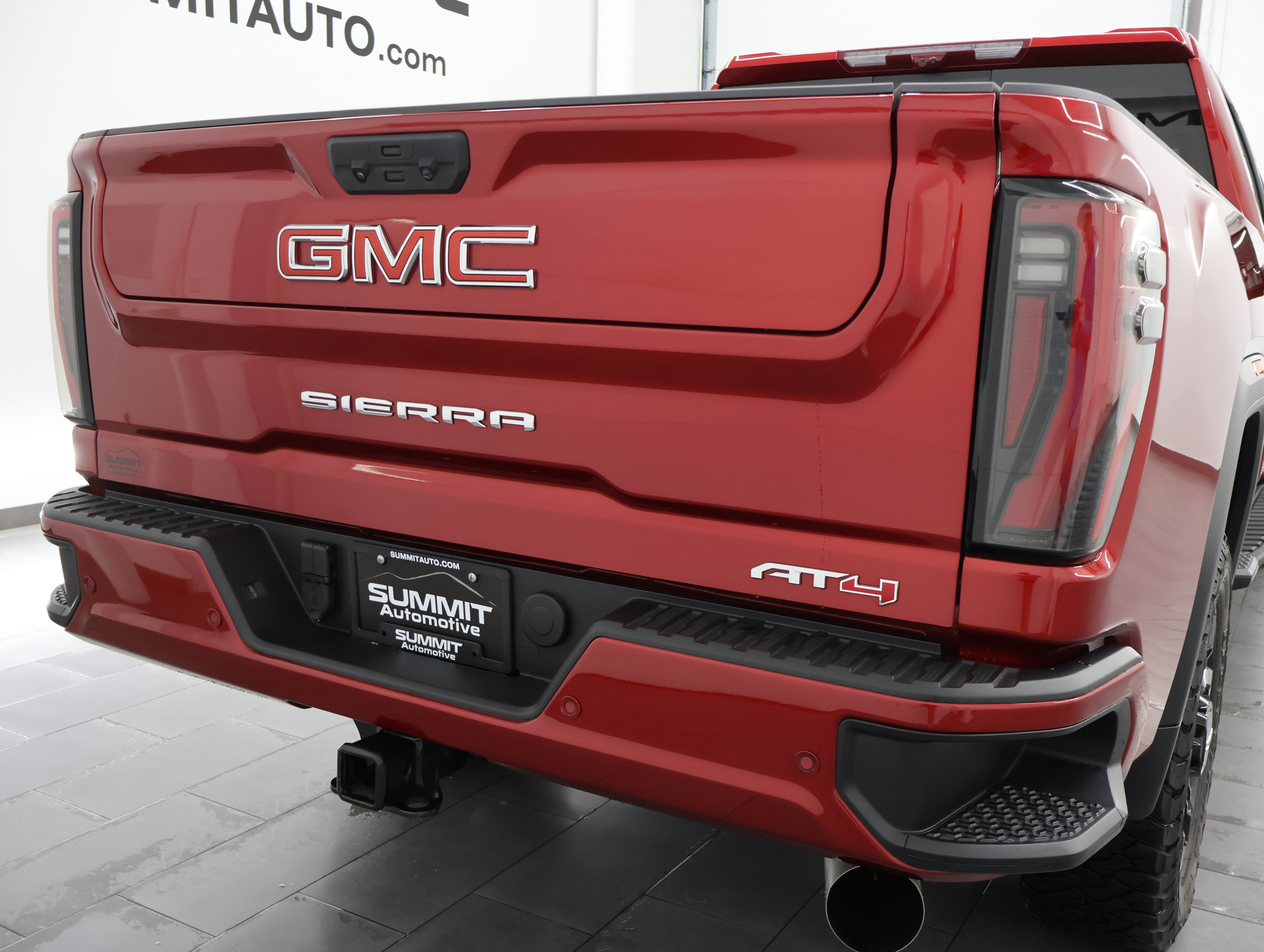 Used 2025 GMC Sierra 2500 AT4 w/ AT4 Premium Plus Package AWD/4WD image 34