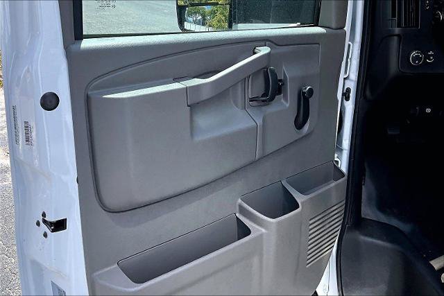 New 2025 Chevrolet Express 3500 w/ Driver Convenience Package RWD image 13