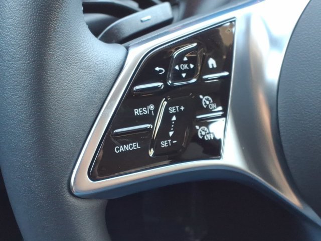 Certified 2025 Mercedes-Benz GLC 350e 4MATIC image 9