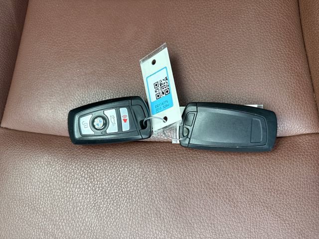 Used 2013 BMW 528i xDrive Sedan image 32