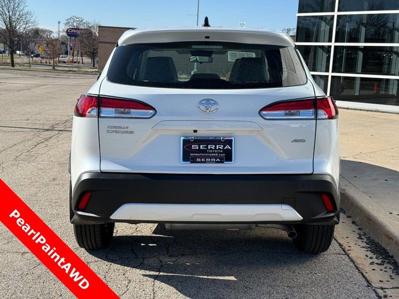 Used 2024 Toyota Corolla Cross L AWD/4WD image 4
