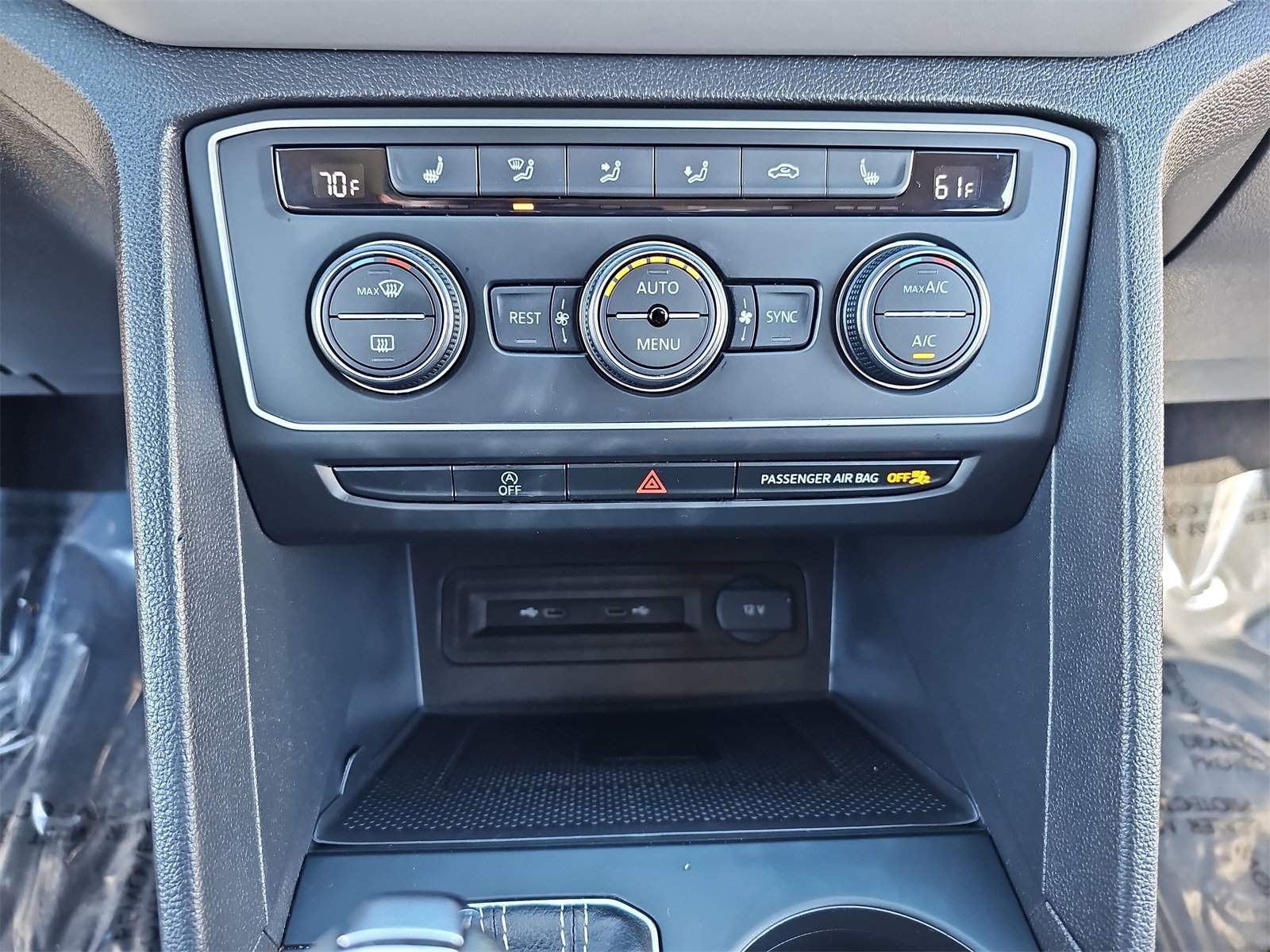 Used 2021 Volkswagen Atlas SE w/ Panoramic Sunroof Package image 24