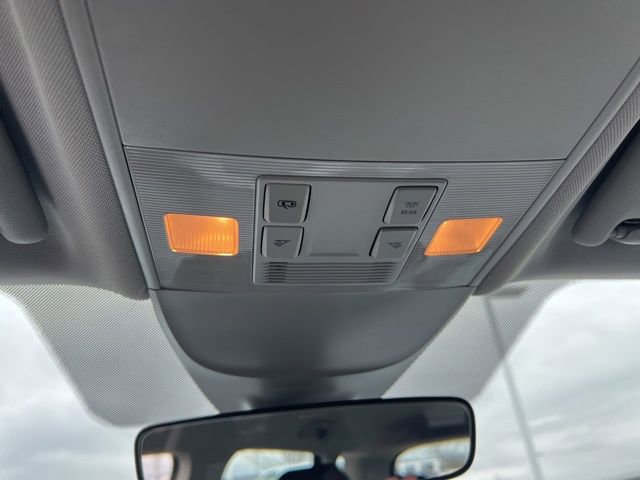 Used 2025 Volkswagen Taos S image 23