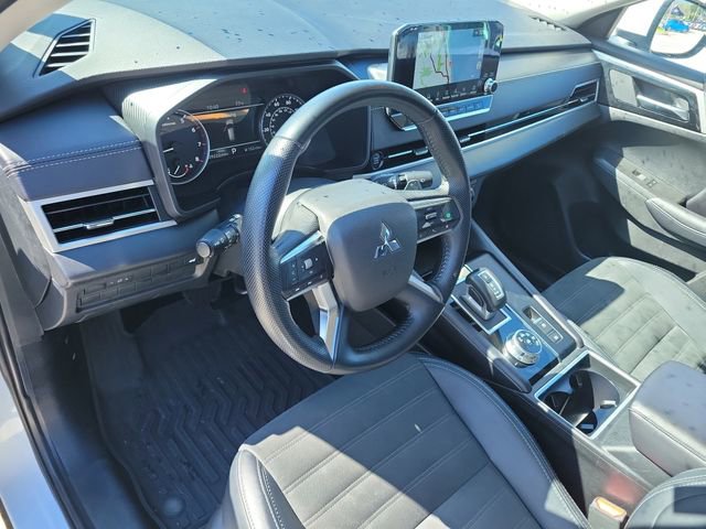 Used 2024 Mitsubishi Outlander SE image 21