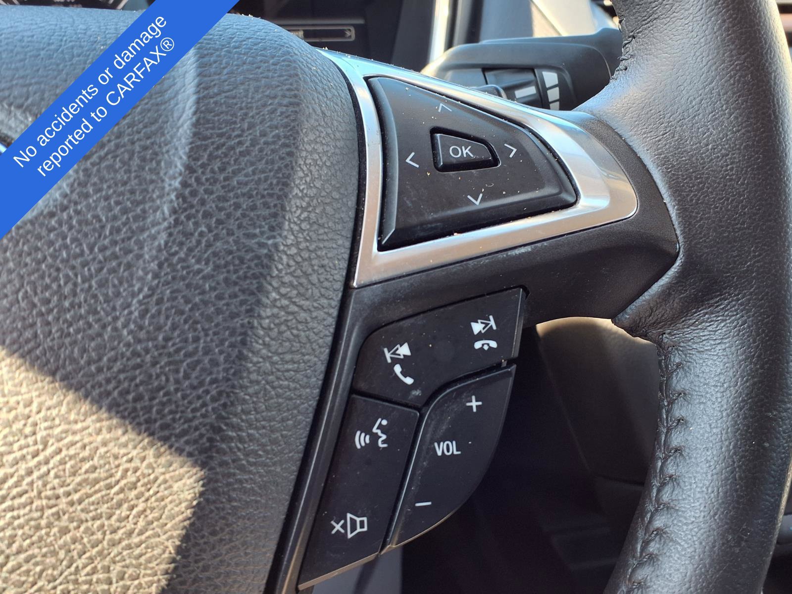 Used 2016 Ford Fusion Titanium FWD image 28