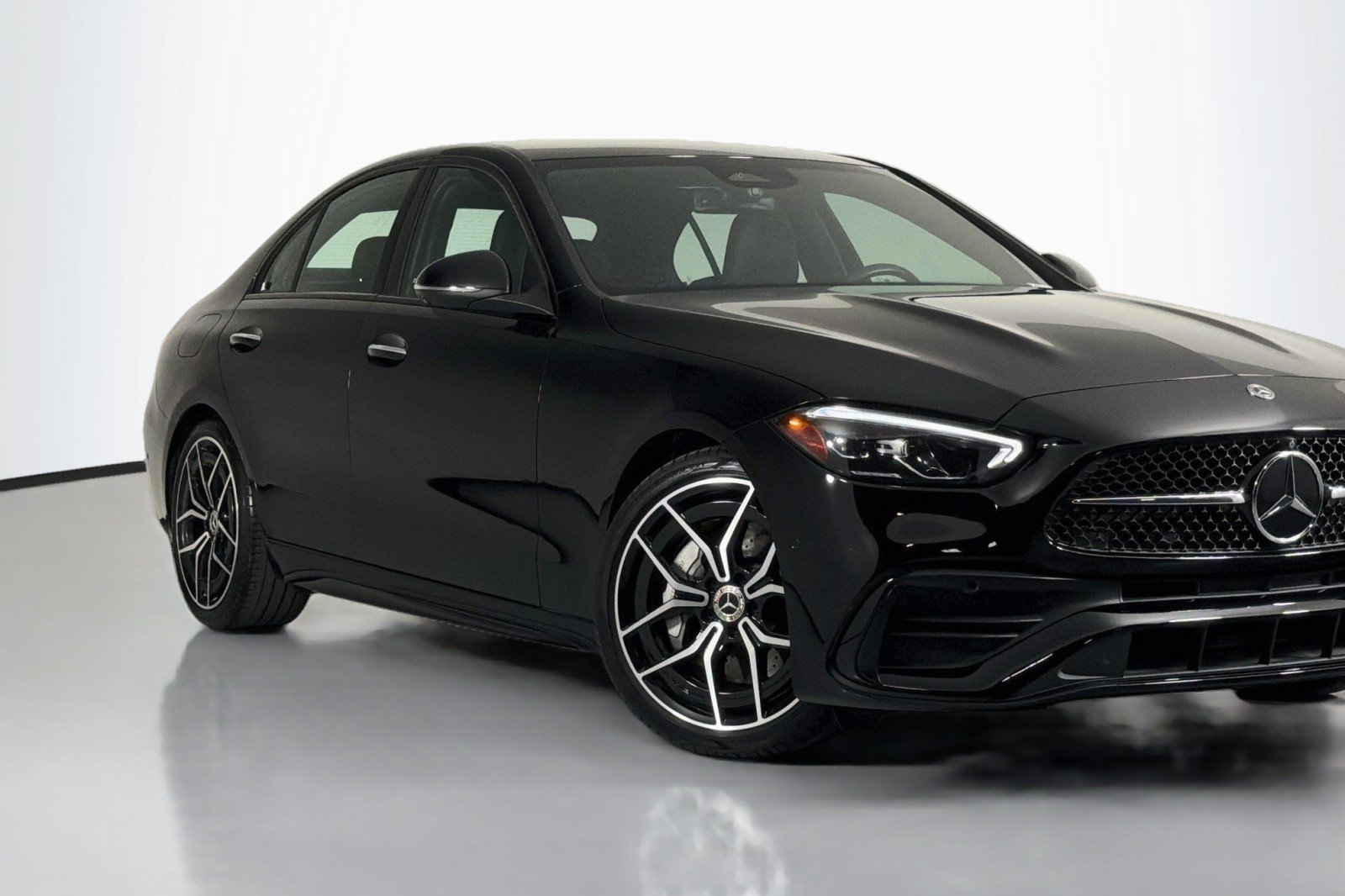 Used 2022 Mercedes-Benz C 300 Sedan image 14