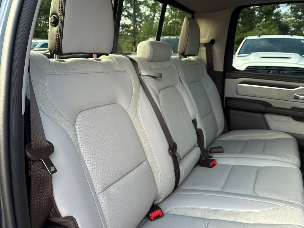 New 2027 RAM 1500 Laramie w/ Laramie Preferred Package AWD/4WD image 30